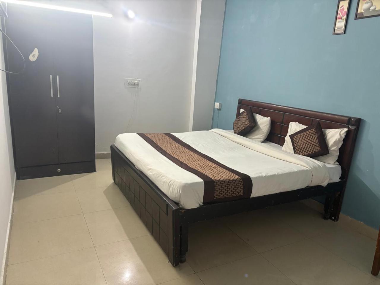 Royal Luxury In Hauz Khas *